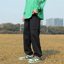 黑色