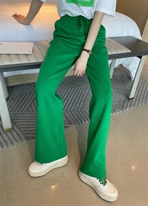 直筒裤图片