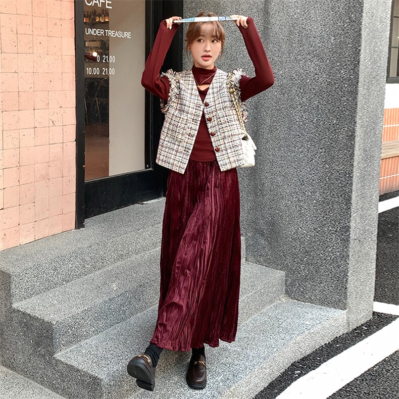 主推现货款2025秋装新款优雅领型透气舒适飘逸裙摆小香风三件套,女装套装/套裙,尚娜萱