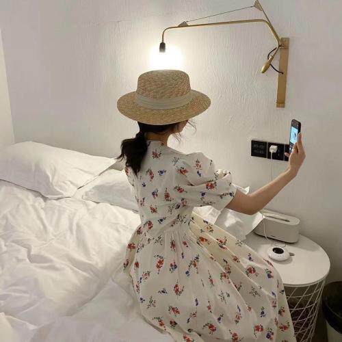 夏款现货！花连衣裙，女装连衣裙，LUCY