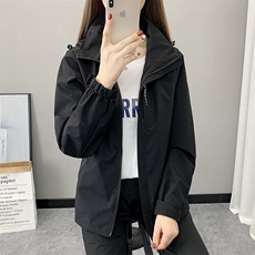 女款黑色