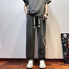 灰色