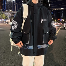 黑色