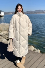【有大货】白色百搭菱形格长款保暖羽绒服2C372-9083-P265控388，女装羽绒服，2C372