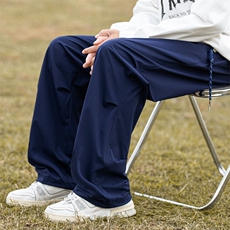 藏蓝色
