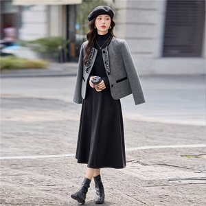 小香风名媛毛呢外套女2025秋冬新款独特设计丝巾系带减龄气质上衣图片