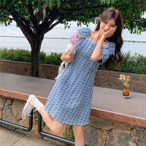 港风复古蓝色格子连衣裙女2025夏新款小个子宽松休闲泡泡袖A字裙图片