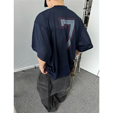 藏青色