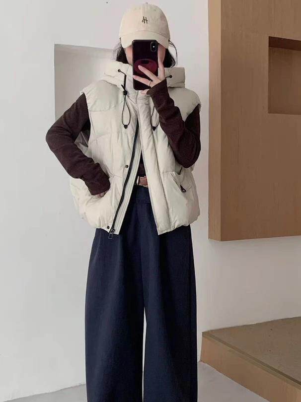 2025年秋季连帽羽绒马甲时尚百搭通勤简约休闲，女装马甲，牛米欧羽绒服工厂店