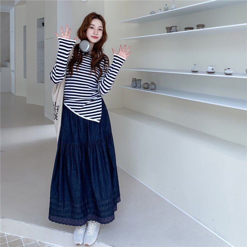 韩版简约藏青条纹上衣女初秋减龄牛仔半身裙高腰遮胯大摆两件套装,女装套装/套裙,维壹