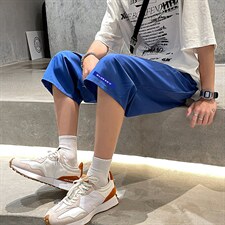 蓝色