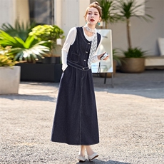 时尚休闲牛仔裙女2025春夏季新款减龄马甲打底衫半身裙，女装连衣裙，简韵佳