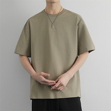 灰绿色