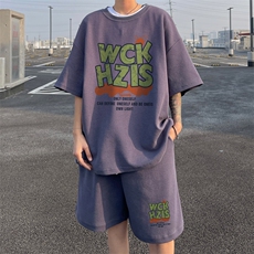 深灰色