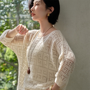 女士镂空九分袖套衫图片