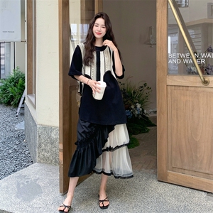 法式时尚设计感套装女2025年夏季撞色马甲T恤半身裙三件套图片
