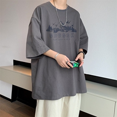 深灰色