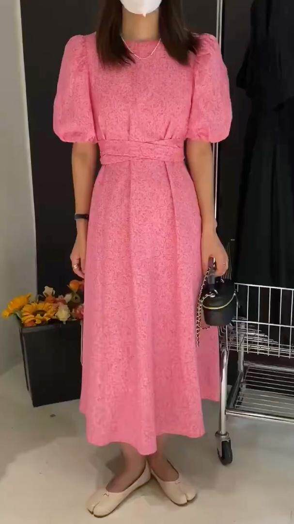 气质收腰连衣裙，女装连衣裙，欧妮卡蒂蔓