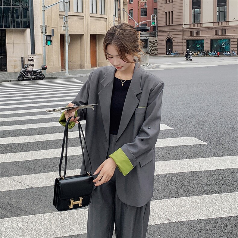 高级感超好看灰色西装外套女春秋2025新款韩系独特炸街休闲小西服,女装套装/套裙,2C177
