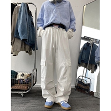 白色