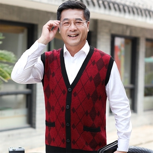 2024秋冬新款中老年男款V领纽扣开衫图片