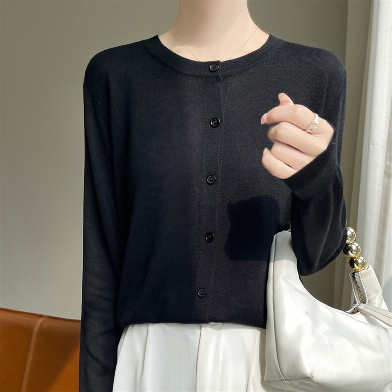 百搭羊外套女针织打底2025年春季新款外搭短款毛衣女，女装针织衫/毛衣，多娇羊绒