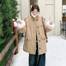 现货：冬季新款毛绒拼接休闲保暖中长款派克服2C135-8957P285K428，女装派克服，2C135