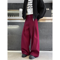 酒红色