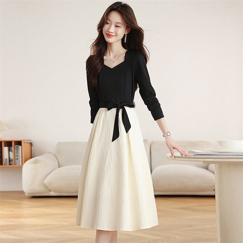 法式方领连衣裙女秋装新款假两件撞色拼接长袖蝴蝶结系带收腰显瘦，女装连衣裙，艾米