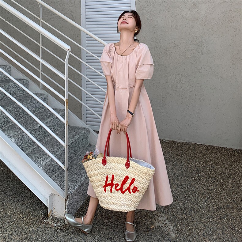 韩系甜美少女感粉色连衣裙女2024夏季新款高腰遮肚淑女泡泡袖裙子图片