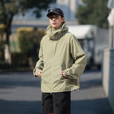 浅绿色