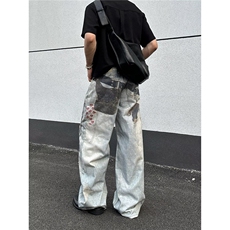 7880-P512025春夏新款多钥匙链条爱心小熊数码印花牛仔裤，男装牛仔裤，电商B323A
