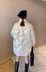 【现货】 时尚宽松舒适休闲白鸭绒羽绒服图片