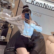 2022年新款韩版洋气时尚休闲卫衣，女装卫衣/绒衫，L·H·X