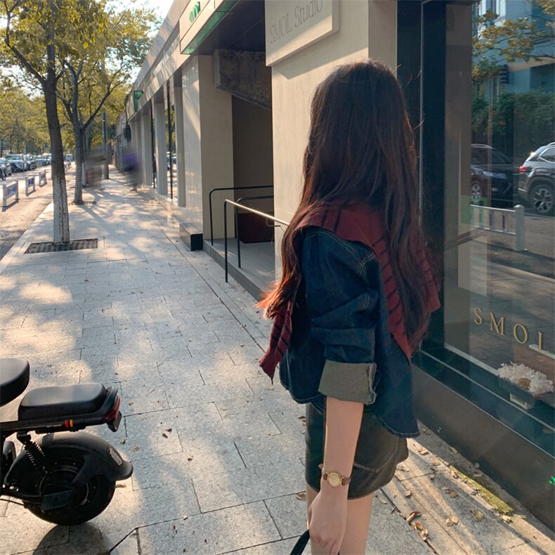 复古美式牛仔短外套女春秋2025超火好看高级小众休闲减龄夹克上衣，女装牛仔外套，网红馆