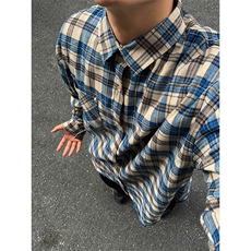 蓝色