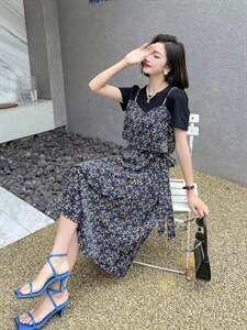 [现货]碎花连衣裙，气质显瘦，两色、四个尺码图片