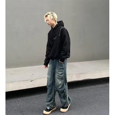 蓝色