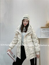 【现货】高品质带帽羽绒服，女装羽绒服，色调轩