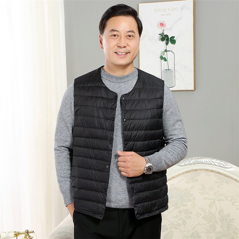 男中老年90绒轻薄羽绒马甲秋冬休闲羽绒轻便内外穿马甲图片