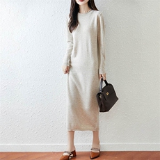 2025百搭时尚简约圆领收腰长袖连衣裙，女装连衣裙，越洋羊