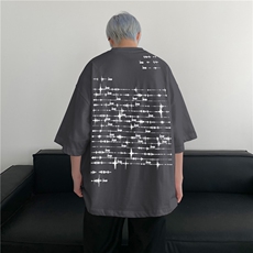 深灰色