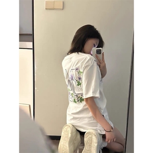 H0509-p35 刺秀潮牌花朵短袖t恤男女款图片