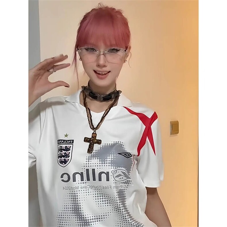 美式复古运动t恤男女夏季新款撞色拼接球衣风v领短袖设计感宽松潮图片