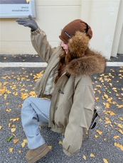 新款冬季大貉子毛领羽绒服女冬季加厚保暖90白鸭绒牛角扣连帽外套，女装羽绒服，艾米莉亚