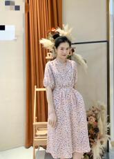 新款连衣裙，女装连衣裙，MST