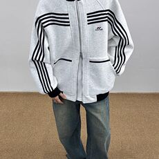 灰色