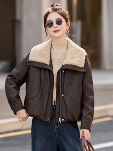 羊羔毛领拼接PU皮羽绒服女2025冬季新款小个子气质显瘦白鸭绒外套图片