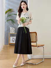 轻熟风气质时尚套装裙女2025夏新款印花短袖上衣半身裙休闲两件套，女装套装/套裙，欣贝拉