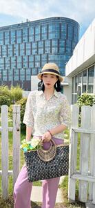 纯苎连衣裙小衫裤子裙子衬衣
时尚风
风淑女风休闲风图片